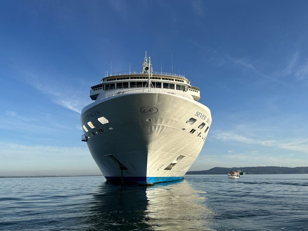 Regent Seven Seas Cruise Ship
